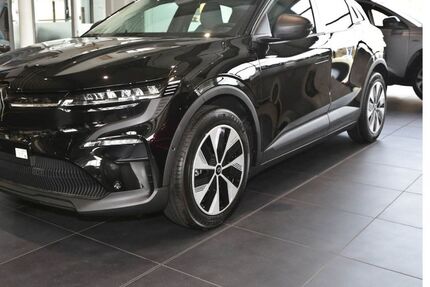 Renault Megane 8.000 km 31.990 € Aschaffenburg 63741