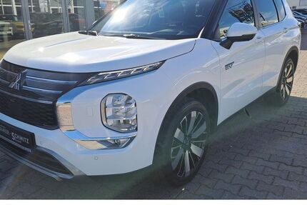 Mitsubishi Outlander 17.950 km 43.950 &euro; Wesel 46485