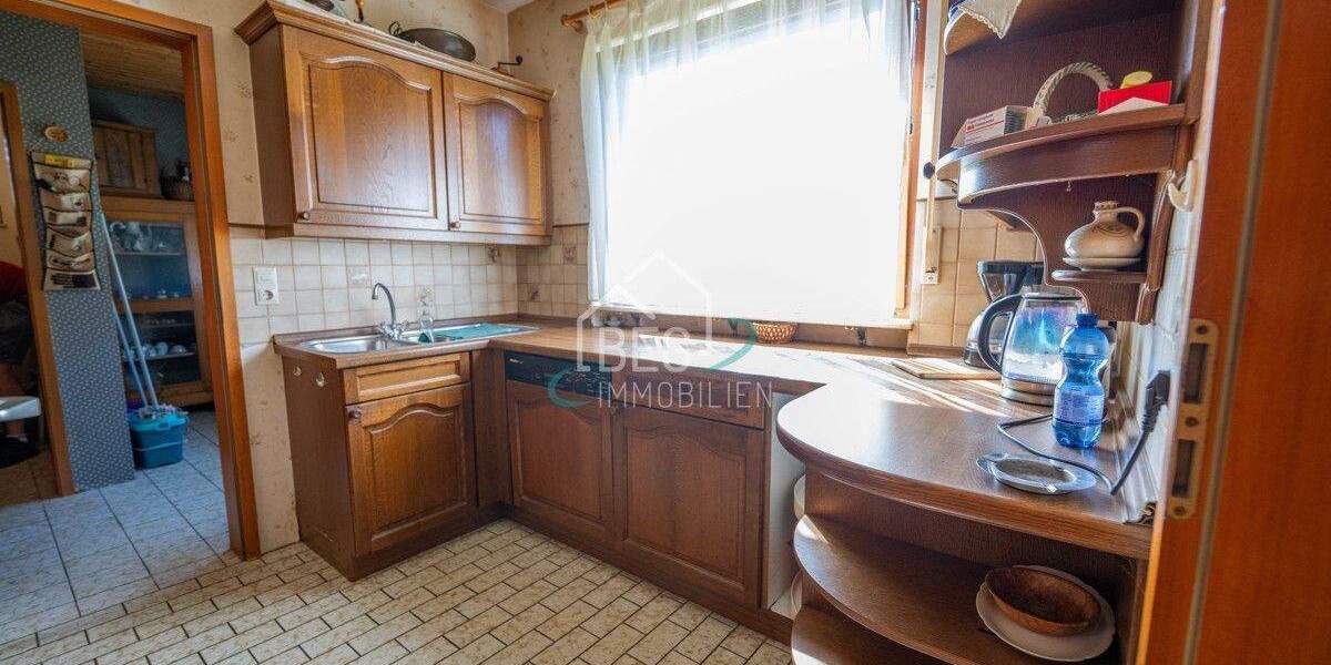 Doppelhaushälfte mit großem Garten in ruhiger Wohnlage 4 zimmer