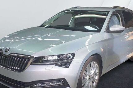 Skoda Superb 207.233 km 15.900 &euro; Hamburg 22457