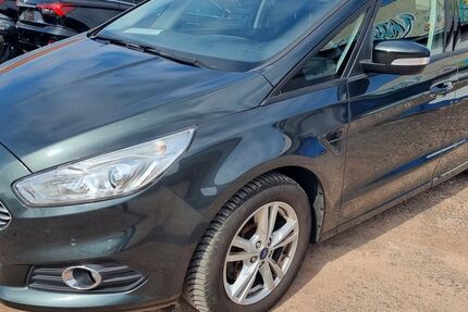 Ford S-Max 166.300 km 11.788 &euro; Halle / Saale 06112