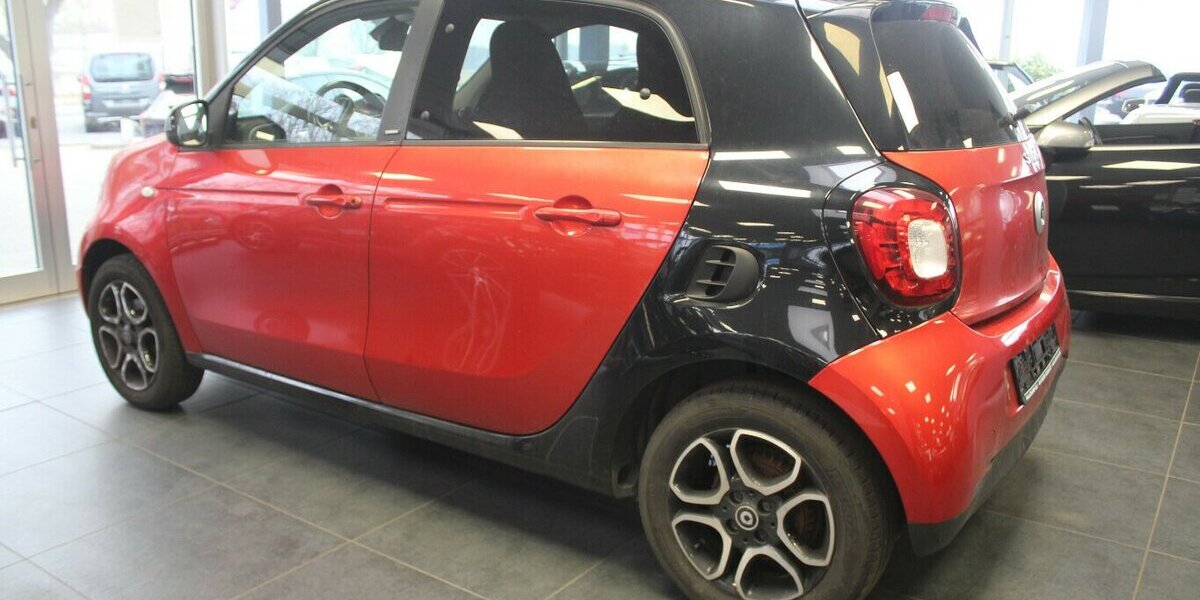 Smart ForFour Passion Navi - Kamera - Shz. 91.037 km 8.480 € Euskirchen 53881