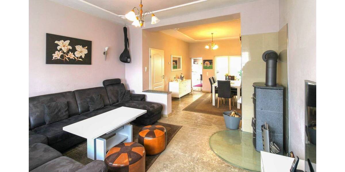 Reihenmittelhaus Heinsberg Oberbruch - 6 Zimmer, 172 m&sup2;, 280.000&euro; | Angebot:26359453