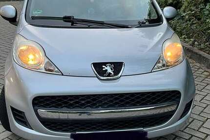 Peugeot 107 169.300 km 2.400 € Osnabrück 49090