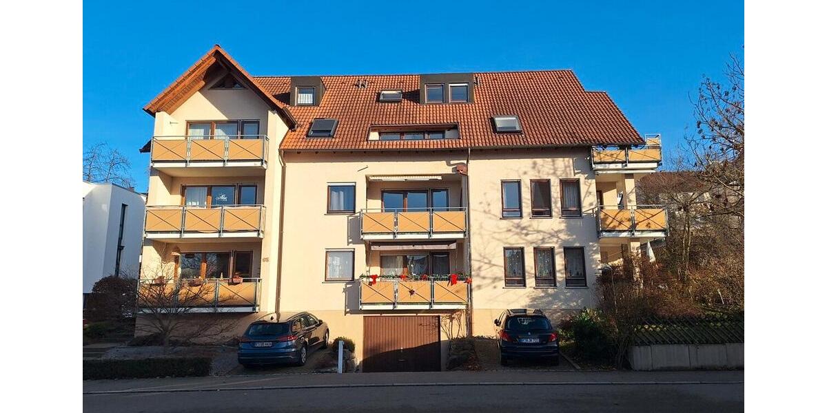 Etagenwohnung Pfullingen - 3 Zimmer, 78 m&sup2;, 800&euro; | Angebot:25973463