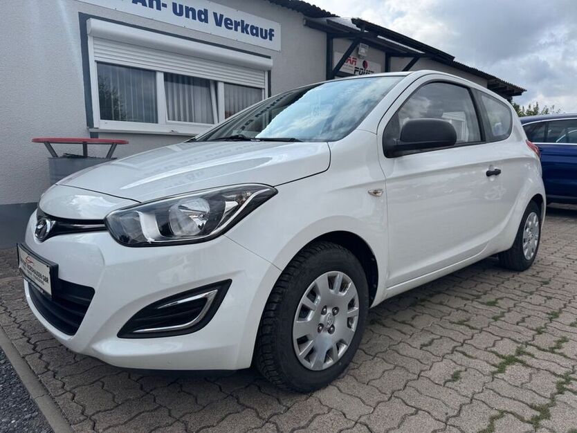 i20