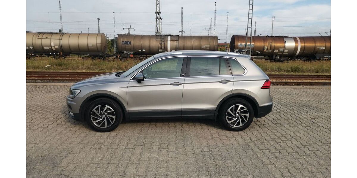 VW Tiguan 149.899 km 12.990 &euro; Dessau 06844