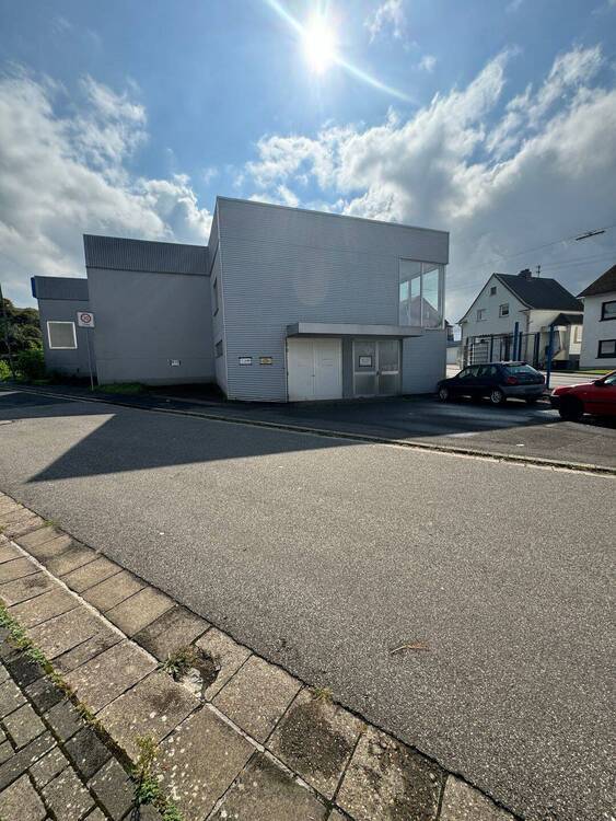 LagerWerkstattProduktion in Schmelz zu vermieten zimmer