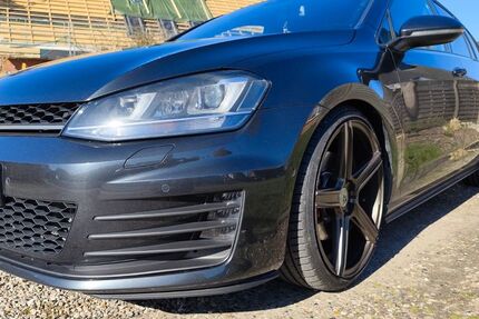 VW Golf 225.500 km 11.500 &euro; Lübeck 23554