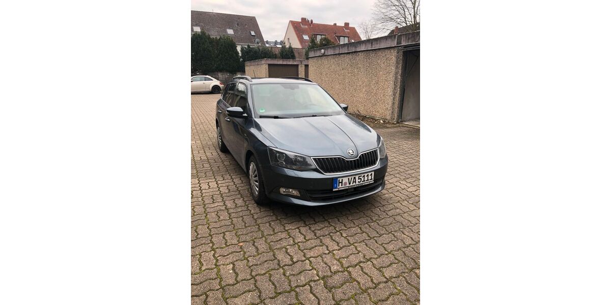 Skoda Fabia 89.000 km 12.599 &euro; Hannover 30519
