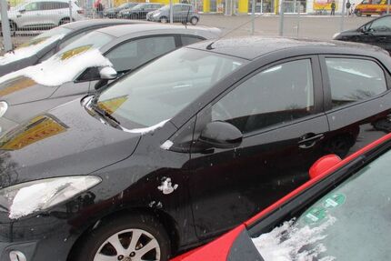 Mazda 2 82.000 km 5.900 &euro; Köthen 06366