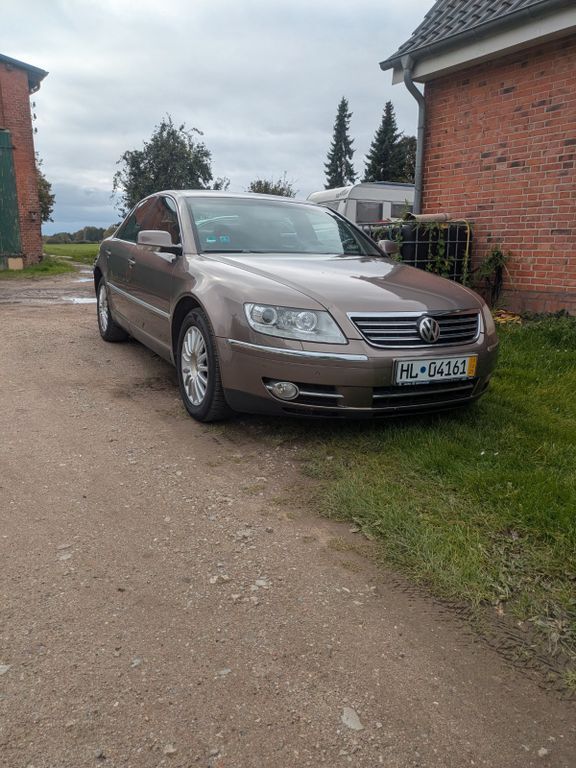 VW Phaeton 194.426 km 9.249 € Lübeck 23560