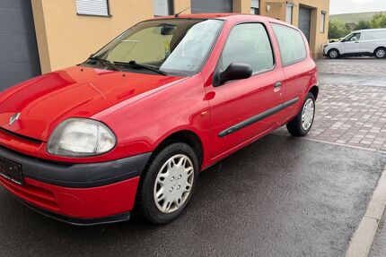 Renault Clio 77.000 km 1.650 &euro; Oppenheim 55276