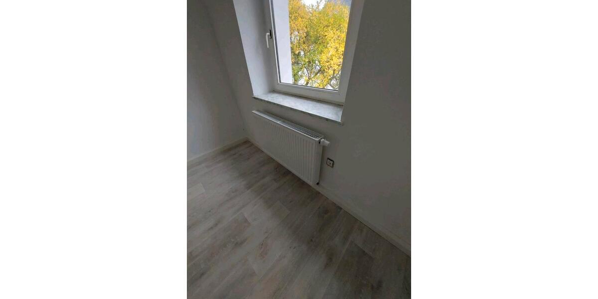 Etagenwohnung Thiersheim - 3 Zimmer, 75 m&sup2;, 650&euro; | Angebot:26273999