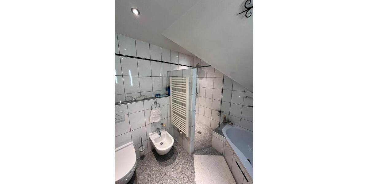 Einfamilienhaus Mühldorf am Inn - 9 Zimmer, 240 m&sup2;, 1.350.000&euro; | Angebot:24422783