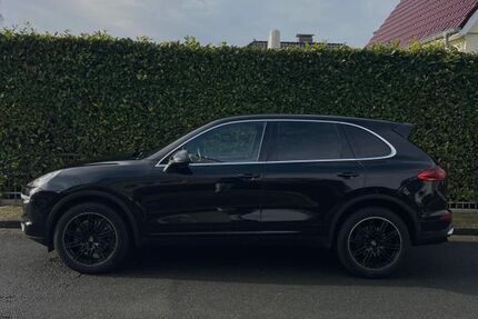 Porsche Cayenne 128.563 km 34.900 &euro; Oldenburg 26123