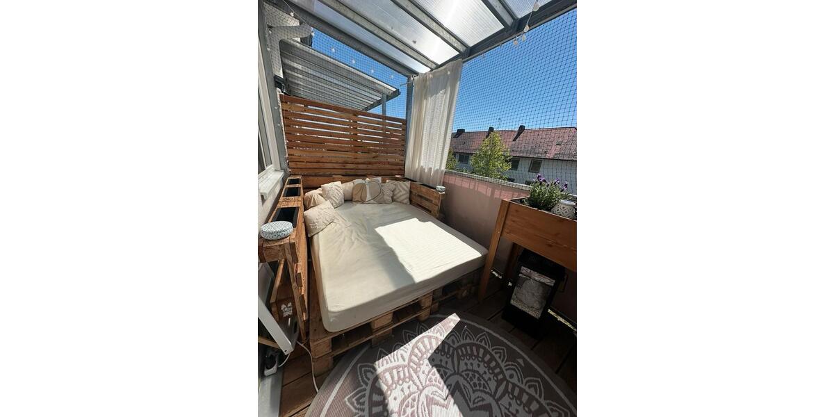 Etagenwohnung Kitzingen - 3 Zimmer, 99 m&sup2;, 1.138&euro; | Angebot:26296540