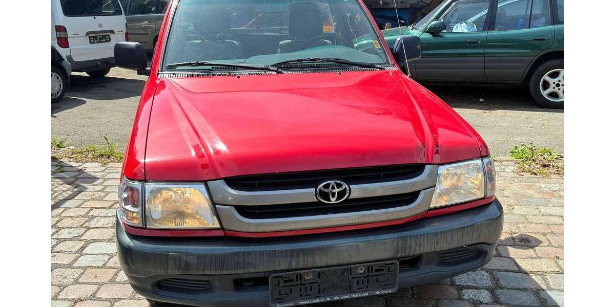Toyota Hilux 238.514 km 3.690 &euro; Hamburg 20537