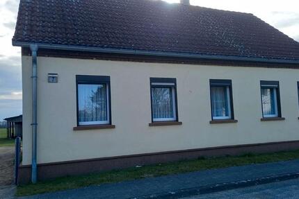 Haus Letschin - 4.5 Zimmer, 106 m&sup2;, 250.000&euro; | Angebot:26219963