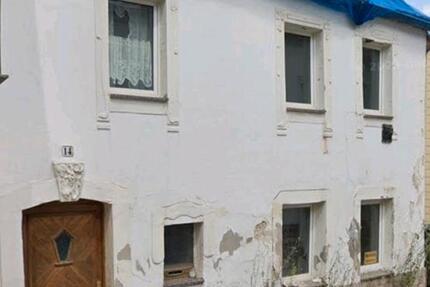 Haus Oederan - 4 Zimmer, 120 m&sup2;, 35.000&euro; | Angebot:25397832