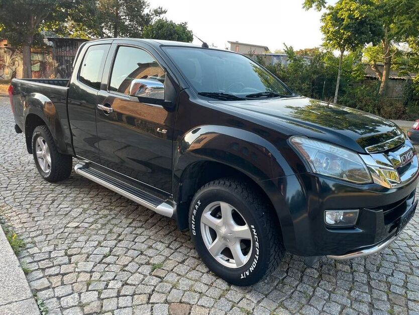 D-Max