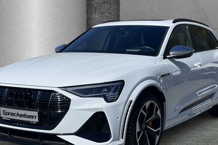 Audi e-tron 34.600 km 41.890 &euro; Stade 21682