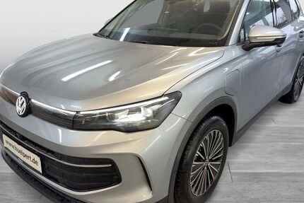 VW Tiguan 3.100 km 46.711 &euro; Bergkamen 59192