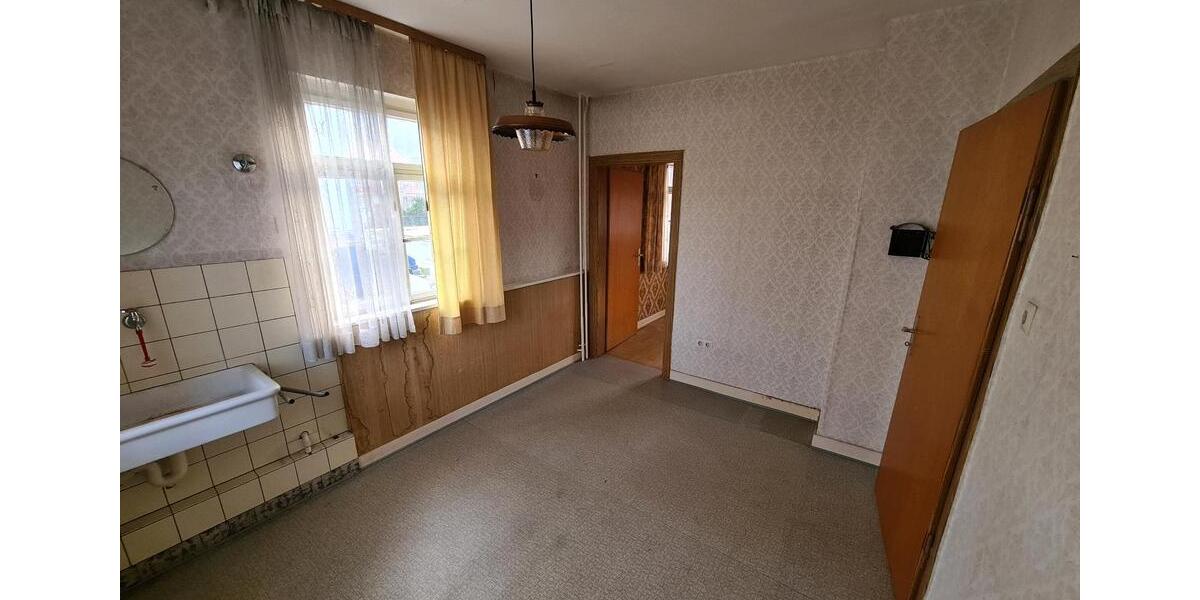 Einfamilienhaus Erbach - 7 Zimmer, 145 m&sup2;, 290.000&euro; | Angebot:25390811