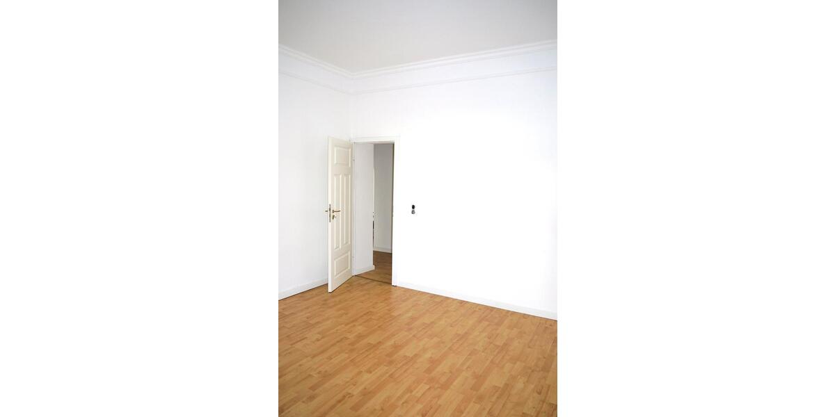 Etagenwohnung Artern - 3 Zimmer, 76 m&sup2;, 491&euro; | Angebot:26432698