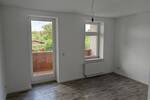 Bezugsfrei; Einbauküche und Balkon mit Blick ins Grüne