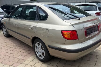 Hyundai Elantra 79.000 km 2.750 &euro; Wolfenbüttel (Halchter) 38304