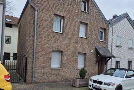 Haus zum Kaufen in Eschweiler 239.000 € 100.4 m²