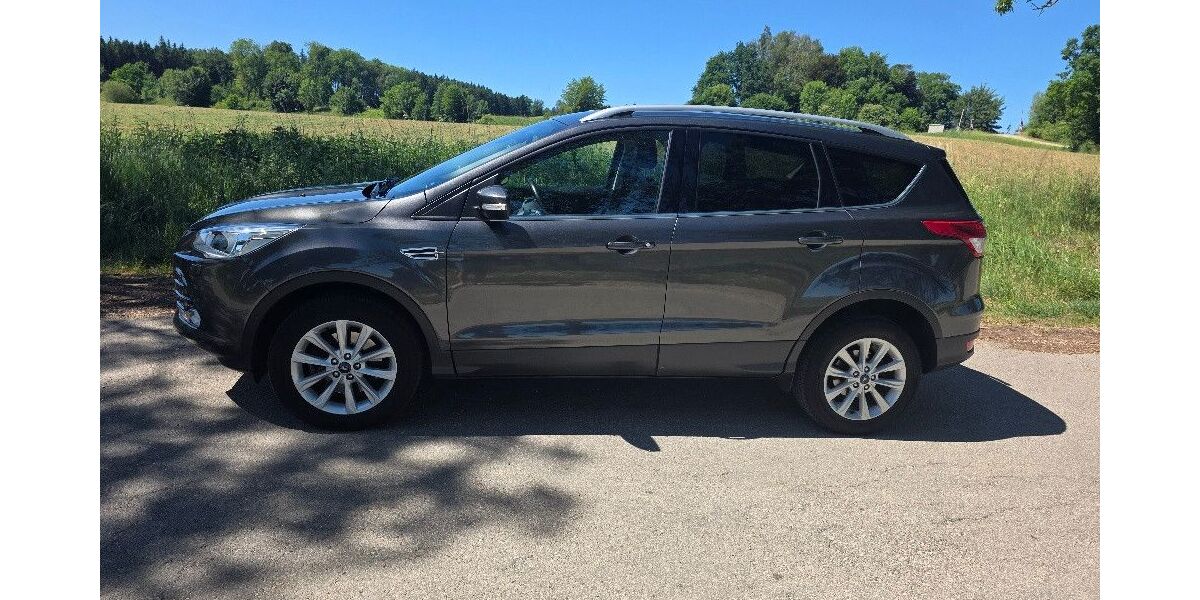 Ford Kuga 71.500 km 15.900 &euro; Weißenhorn 89264