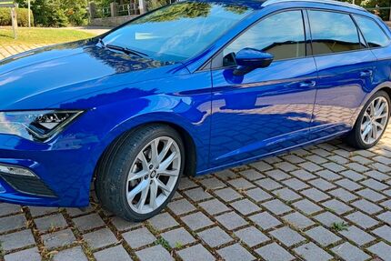 Seat Leon 74.496 km 13.999 &euro; Wiehl 51674