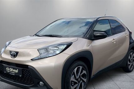 Toyota Aygo (X) 1.500 km 16.990 &euro; Würzburg 97076