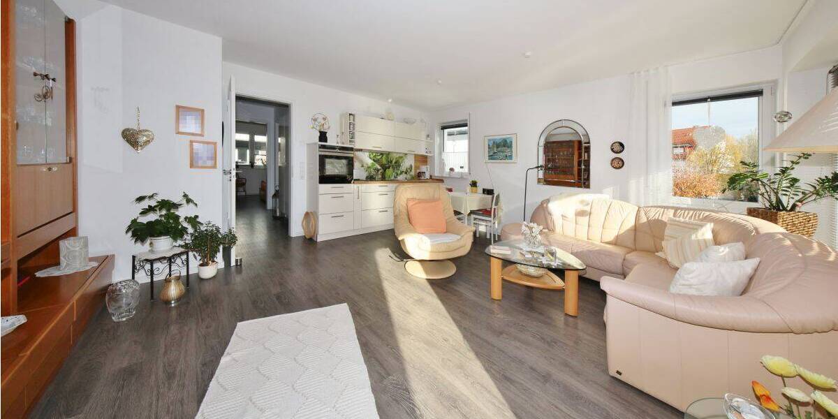 Etagenwohnung Wilhelmshaven Heppens - 3 Zimmer, 76 m&sup2;, 252.000&euro; | Angebot:26825645