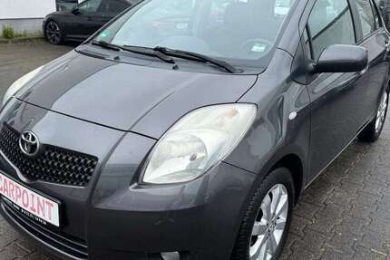 Toyota Yaris 63.000 km 6.450 &euro; Brühl - Vochem/Industriegebiet 50321