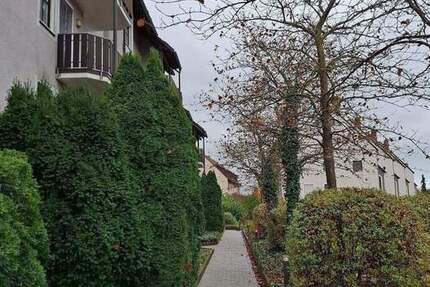 helle Wohnung mit 2 Balkonen und EBK 3 zimmer