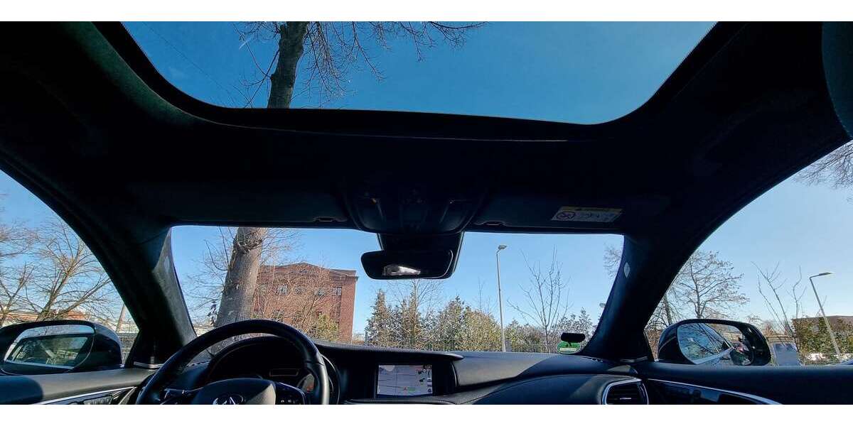 INFINITI QX30 162.300 km 14.050 &euro; Zwickau, Stadt, Hochschulstadt 08056