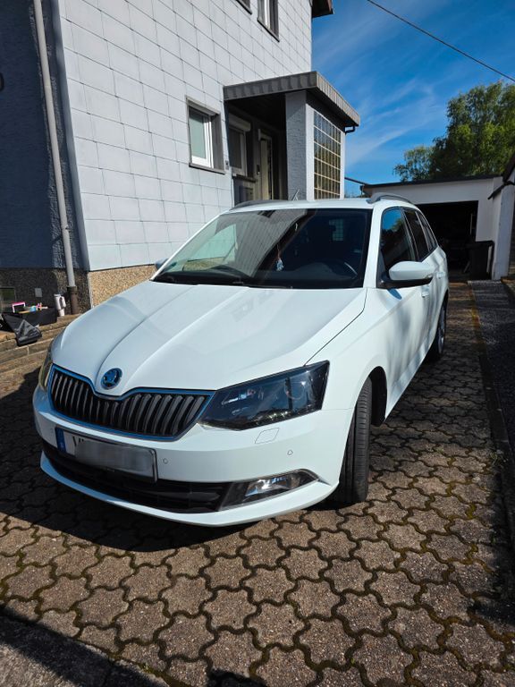 Skoda Fabia 53.000 km 11.500 € Völklingen 66333