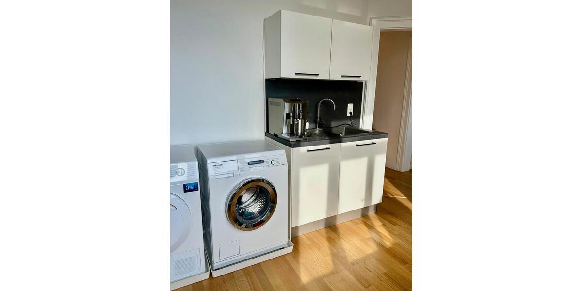 Maisonettenwohnung Augsburg - 5 Zimmer, 240 m&sup2;, 3.000&euro; | Angebot:26447519