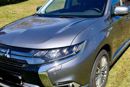 Mitsubishi Outlander 64.000 km 22.799 &euro; Vohenstrauß, St 92648