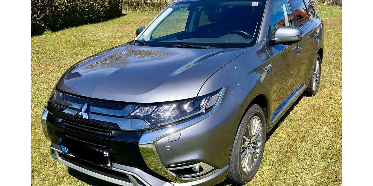 Mitsubishi Outlander 64.000 km 22.799 &euro; Vohenstrauß, St 92648