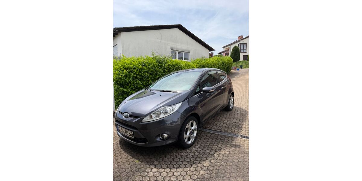 Ford Fiesta 144.000 km 4.200 &euro; Schmelz 66839