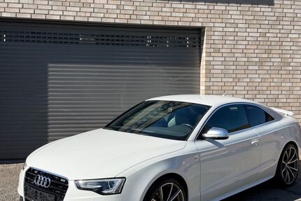Audi A5 195.000 km 15.999 &euro; Rheda-Wiedenbrück 33378