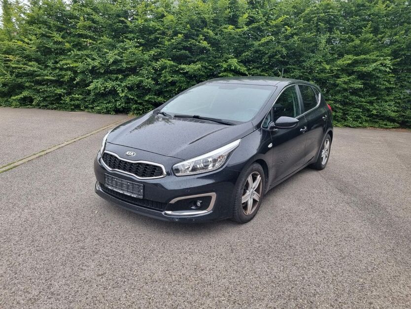 Kia ceed / Ceed 137.000 km 6.200 € Ochsenhausen 88416