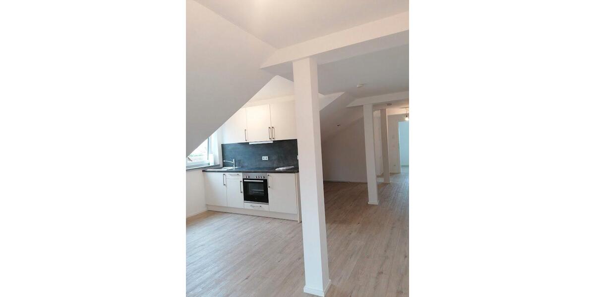 Dachgeschoßwohnung Karlskron - 1 Zimmer, 38 m&sup2;, 500&euro; | Angebot:26394206