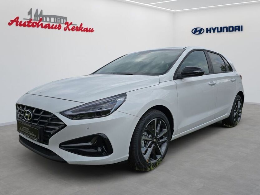 i30