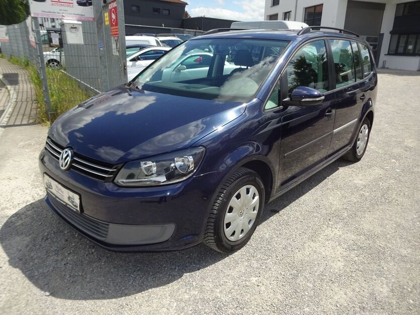VW Touran 135.000 km 5.950 € Waiblingen (bei Stuttgart) 71332