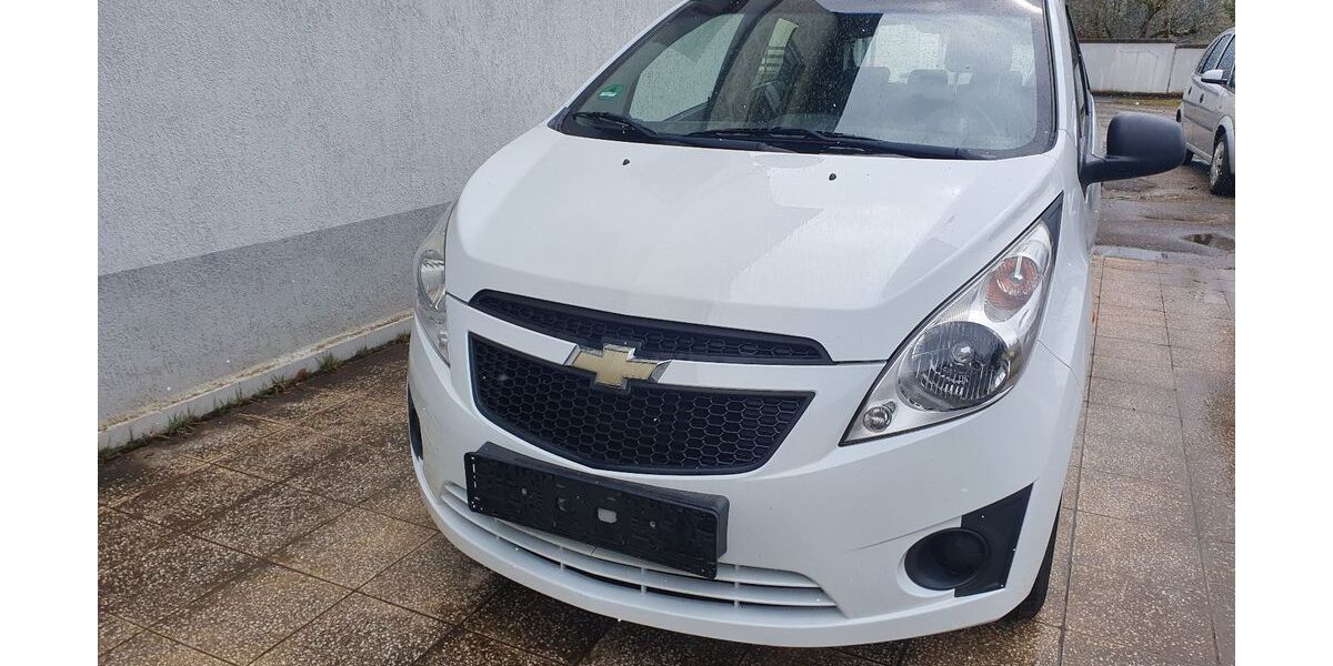 Chevrolet Spark 101.995 km 2.350 &euro; Zimmern-Stetten 78658